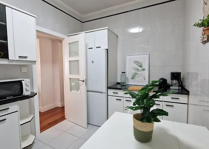 Cozy In The Center By Aloha Apartamento