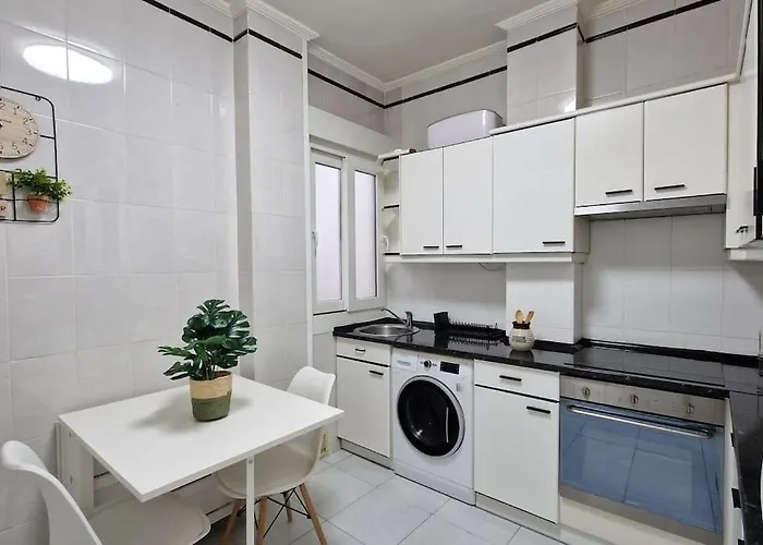 Apartamento Cozy In The Center By Aloha Bilbao