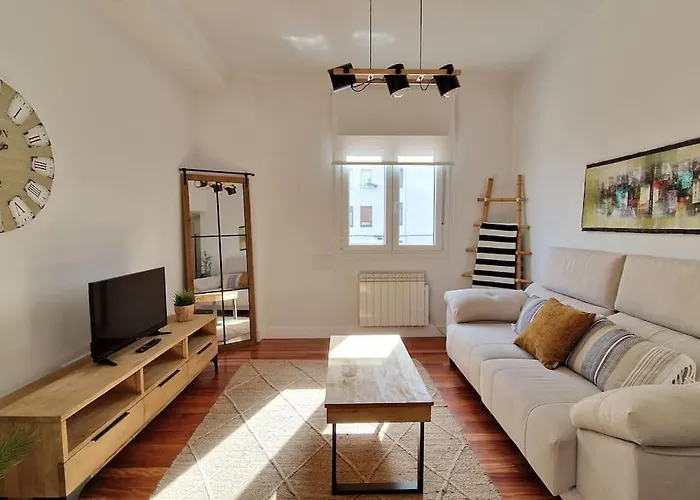 Cozy In The Center By Aloha Apartamento